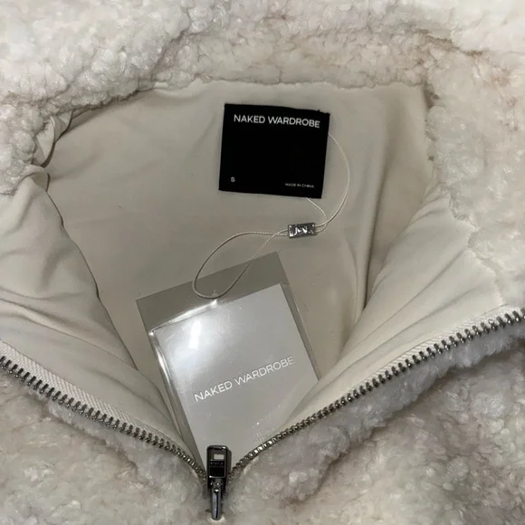 NWT NAKED WARDROBE SHERPA QUARTER-ZIP CROPPED SWEATER - Picture 8 of 9